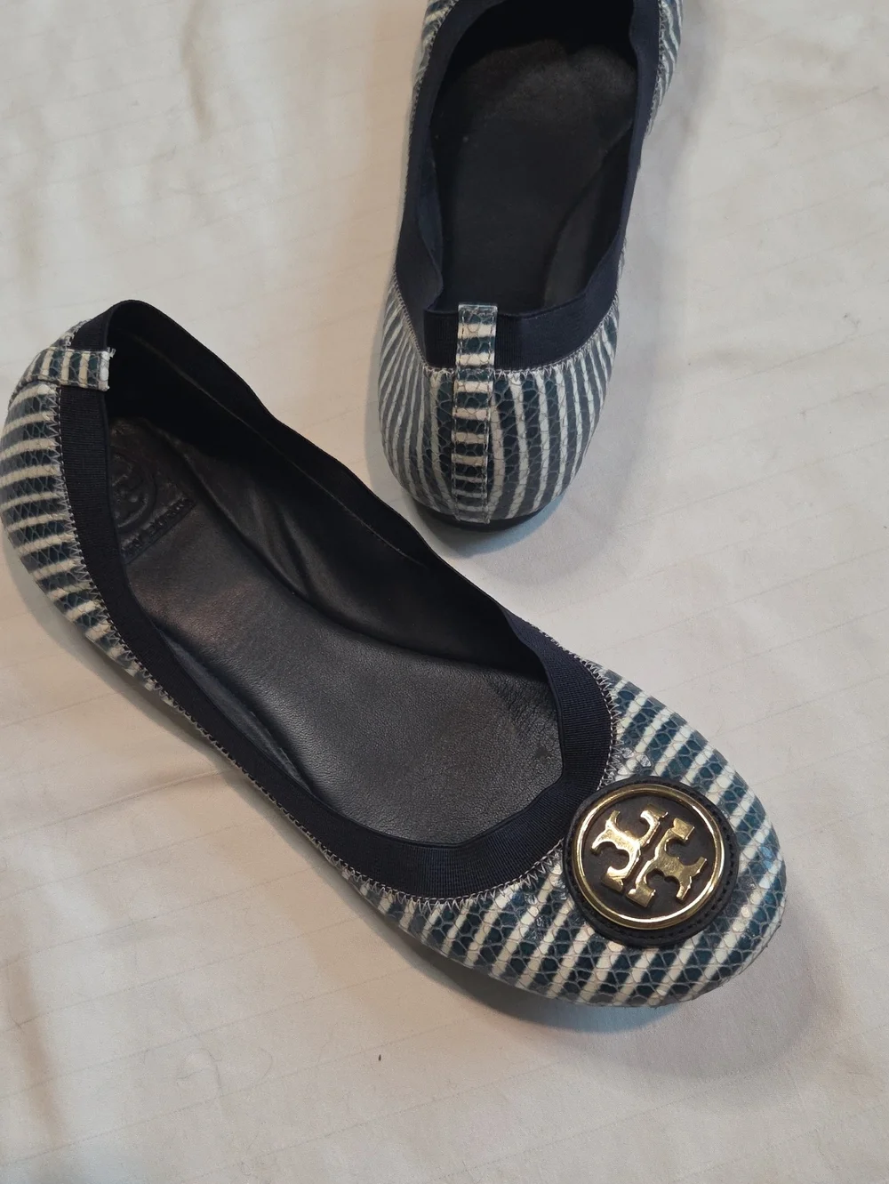 Tory Burch | Caroline 2 Snake Print Ballet Flat Navy/Ivory Sz10